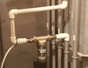 新龙水管维修之漏水渗水问题